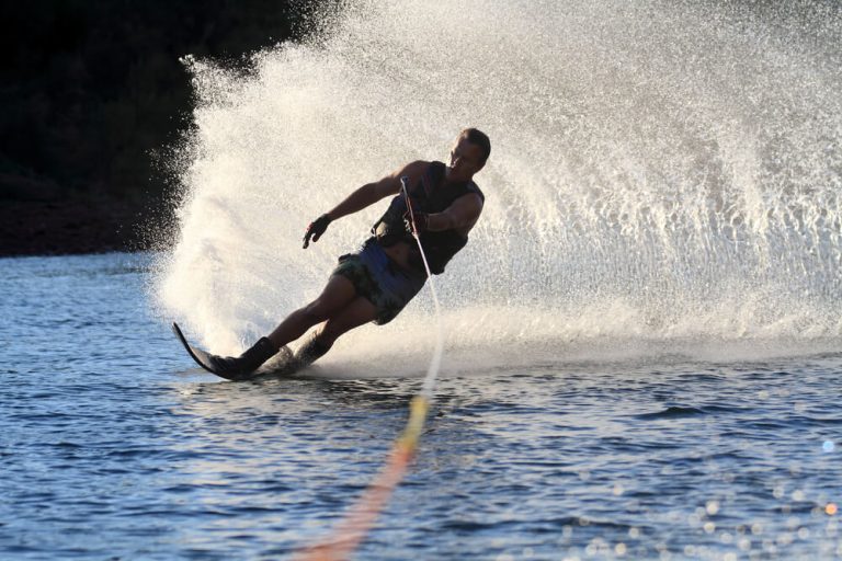 water ski rooster tail
