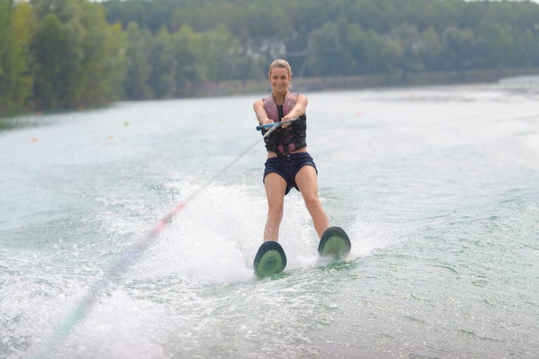 woman water skiing